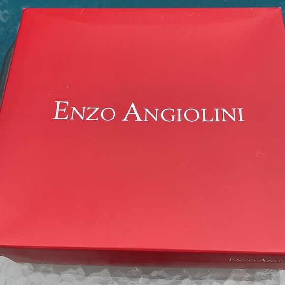 Worn once Enzo Angiolini Gray Suede Boots size 8M - Picture 11 of 12